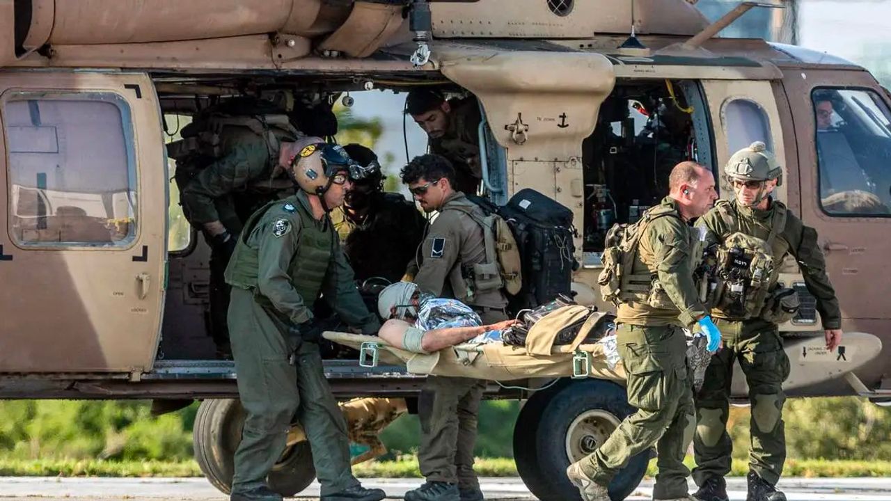 İsrail, Gazze'den yaralı askerlerini çekmek için binlerce operasyon düzenledi