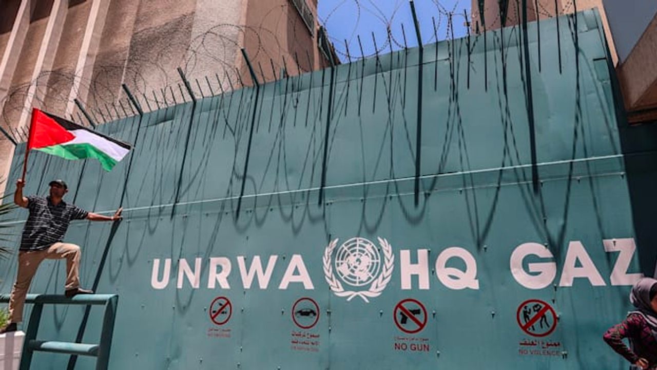 İsrail bankası UNRWA'nın hesabını bloke etti