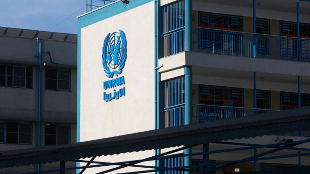 UNRWA, Gazze'deki tesislerinin 290 saldırının hedefi olduğunu açıkladı