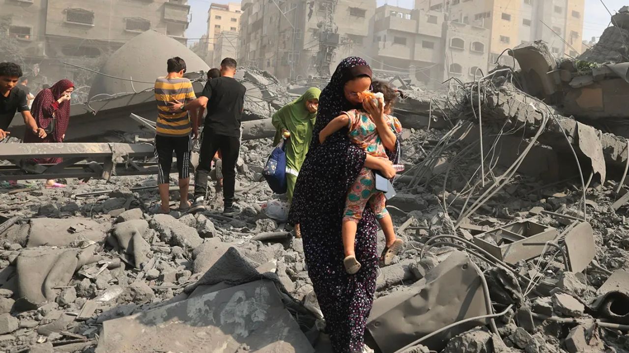 Gazze Şeridi'nin kuzeyindeki insani durum "felaket" aşamasını geçti