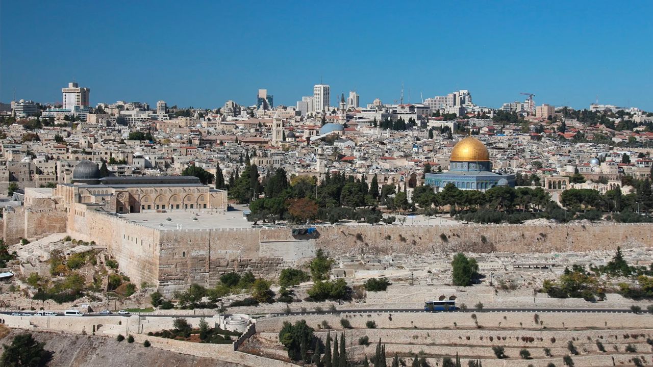 İsrail, Kudüs'te yeni bir yasa dışı Yahudi yerleşim yeri kurmayı planlıyor