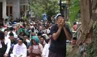Endonezya'da Yıkıntılar Arasında Cuma Namazı 📸