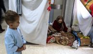 Avrupa Hastanesi'ne sığınan Filistinlilerin zorlu yaşamı
