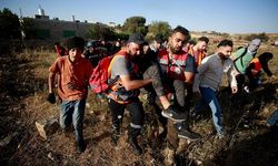 İsrail, Batı Şeria'da 5 Filistinliyi Yaraladı