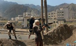 Husiler Taiz Bölgesine Saldırılarına Hız Verdi