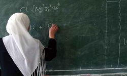 "Kadın Öğretmenlerin Başörtüsü Takması Yasaklanamaz"