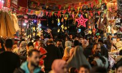 Gazze'deki Filistinlilerin ramazan alışverişinde kadim adresi: Ez-Zaviye Çarşısı