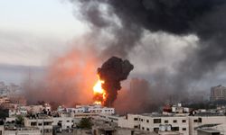 İsrail ordusu Gazze'ye saldırı düzenledi