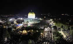 Ramazanda Aksa'daki kalabalık İsrail'e mesajdır