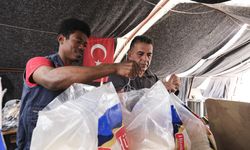 Arakan ve Gineli gençlerden Türkiye'ye gönüllü yardım