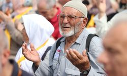 Hacı adayları Harem'den kutsal topraklara dualarla uğurlandı