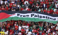 Filistin bayrağı açan taraftar gözaltına alındı