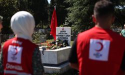 Suriye'de şehit olan Türk Kızılay personeli anıldı