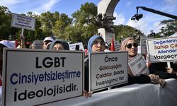 LGBT'ye karşı  "Büyük Aile Buluşması" tamamlandı