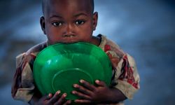 Dünyada 333,3 milyon çocuk aşırı yoksulluğun pençesinde