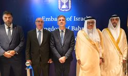 İsrail Dışişleri Bakanı, Manama'daki İsrail Büyükelçiliğinin açılışını gerçekleştirdi