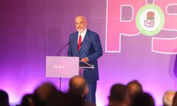 Arnavutluk Başbakanı Rama, kabinede yapılacak değişiklikleri duyurdu