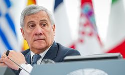 İtalya Başbakan Yardımcısı ve Dışişleri Bakanı Tajani, Sırp ve Kosovalı liderlerle görüştü