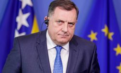 Dodik'ten Sırp yetkililerin kurumlardan çekilme planına destek