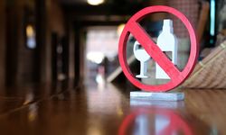İstanbul Valiliği duyurdu: O bölgelerde de alkol tüketilemeyecek!