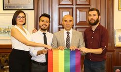 CHP’li Tunç Soyer’in kapıları LGBT’ye açık!