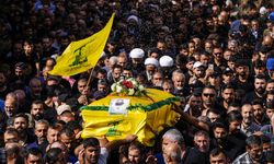 Hizbullah, Lübnan'ın güneyinde iki mensubunun öldürüldüğünü duyurdu