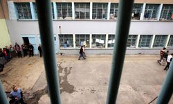 İsrail hapishanelerindeki 1300 Filistinli tutukludan açlık grevi