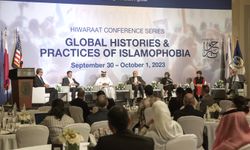 Katar'da "İslamofobi" konulu konferans düzenlendi