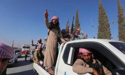 Deyrizor'da Arap aşiretleri ile terör örgütü PKK/YPG çatıştı