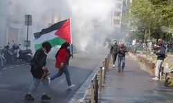 Paris'te Filistin'e destek gösterisine tazyikli suyla müdahale edildi