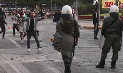 Yunan polisi, İsrail'i protesto eden sığınmacılara müdahale etti