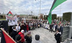 İsrail'in Gazze'deki hastaneye saldırısı İsveç'te protesto edildi