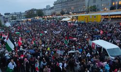 İsviçre'de, İsrail'in Gazze'ye yönelik saldırıları protesto edildi
