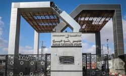 Mısır: Refah Sınır Kapısı açık, İsrail Gazze'ye yardımların girmesini kabul etmiyor