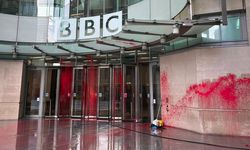 BBC'nin "İsrail-Filistin çatışmasına yaklaşımı nedeniyle" çalışanlarının iş yerlerinde ağladığı iddiası