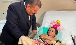 Sağlık Bakanı Koca'nın Gazzeli yaralı çocuklarla duygulandıran buluşması