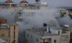 İşgalciler, Filistinlilere ait 2 evi patlayıcılarla yıktı