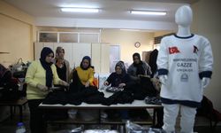 Mardin'de dikiş makineleri Gazze'deki kadın ve çocuklar için çalışıyor
