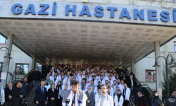 Gazi Hastanesi'nde tıp fakültesi öğrencilerinden Filistin'e destek açıklaması