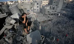 İsrail ordusu Bureyc Mülteci Kampı sakinlerinden evlerini boşaltmalarını istedi