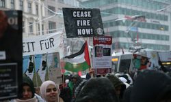Avusturya'da, Gazze'de kalıcı ateşkes talebiyle gösteri düzenlendi