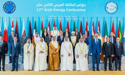 Katar Emiri ile Arap ülkelerinin bakanları dünya enerji piyasasını görüştü