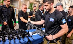 İsrail'de 7 Ekim sonrasında 250 bin silah taşıma ruhsatı başvurusu yapıldı