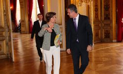Fransa Dışişleri Bakanı Colonna, İsrail'e destek ziyaretinde "acil ve kalıcı" ateşkes çağrısı yaptı