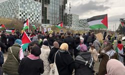 Hollanda'da çocuklar Filistin'e destek için Uluslararası Ceza Mahkemesine yürüdü