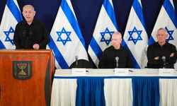 İsrail'de Savaş Kabinesi üyeleri, Netanyahu'nun basın toplantısına katılmayı reddetti