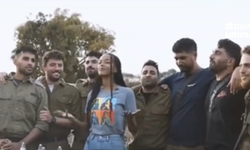 İsrailli televizyoncu Rotem Achihun, katliam mermilerine komutanlık yaptı!