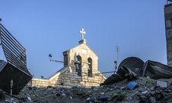 Ürdün, Gazze'deki kilisede mahsur kalanlara paraşütle yardım ulaştırdı