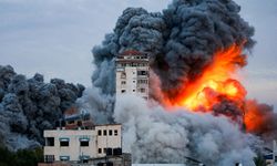 İsrail çok sayıda ev ve binaya bomba yağdırdı!