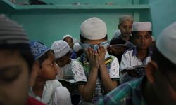 Hindistan'da Müslüman okullarında çalışan öğretmenlere yapılan ödemeler durduruldu